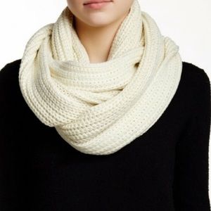 J.CREW Chunky Knit Cream Infinity Scarf